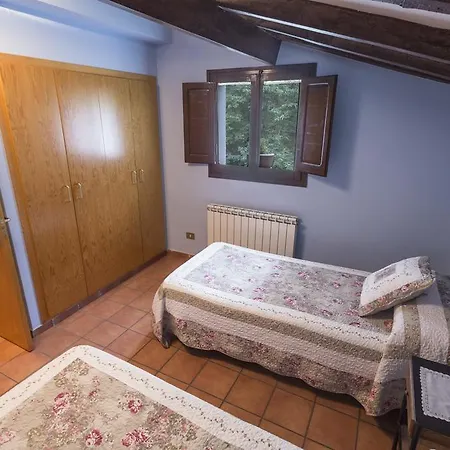 Country house Mas Masnou Olot